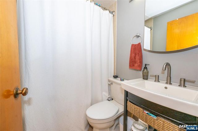 65 Westminster Place, Saddle Brook, NJ 07663