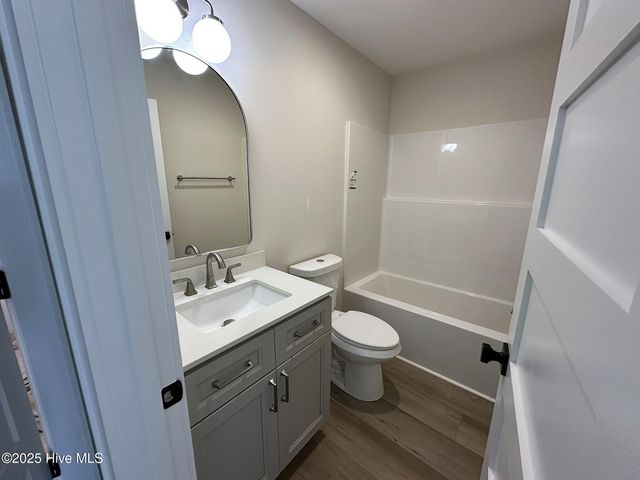 110 Blimp View Drive, Elizabeth City, NC 27909