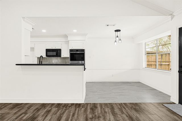 4102 Townes Forest Road, Friendswood, TX 77546