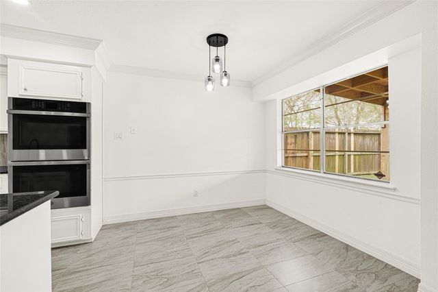 4102 Townes Forest Road, Friendswood, TX 77546