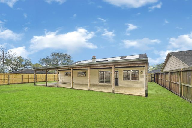 4102 Townes Forest Road, Friendswood, TX 77546