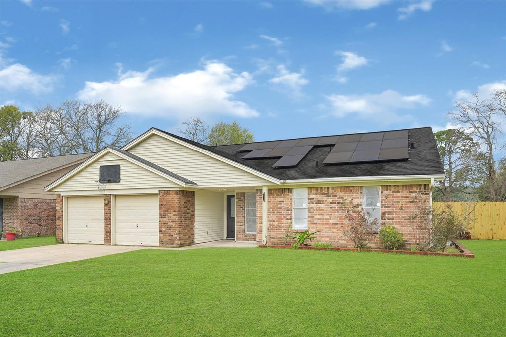 4102 Townes Forest Road, Friendswood, TX 77546