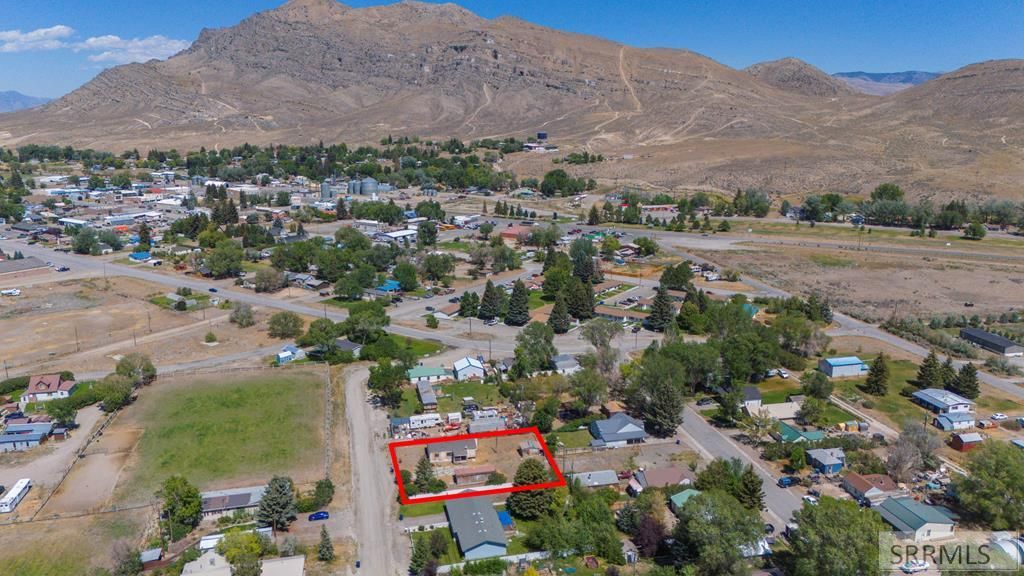 Image 1 of property listing at 635 Thelma Avenue, Arco, ID 83213