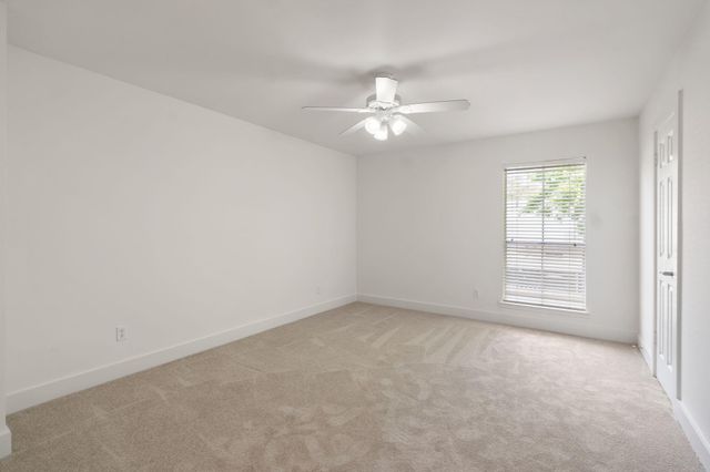 14715 Barryknoll Lane 132, Houston, TX 77079