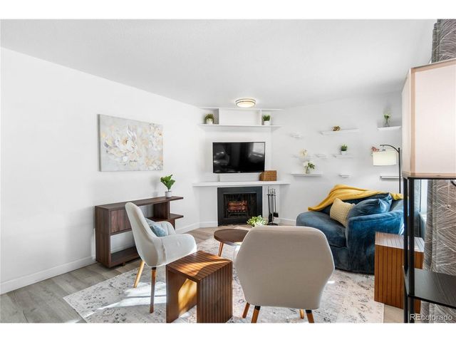 16482 E Radcliff Pl A, Aurora, CO 80015