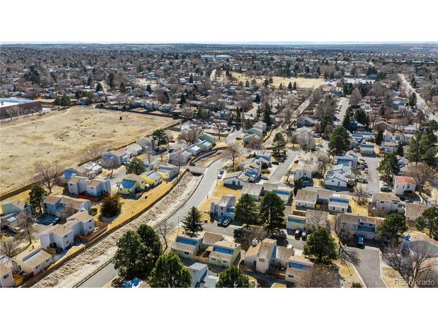 16482 E Radcliff Pl A, Aurora, CO 80015