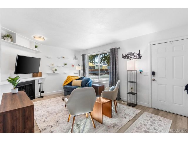 16482 E Radcliff Pl A, Aurora, CO 80015