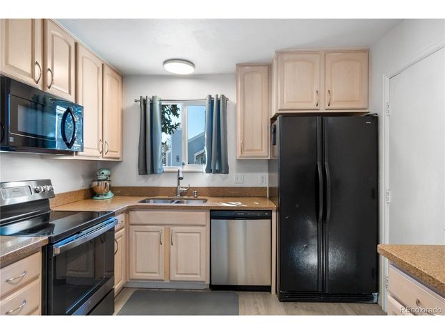 16482 E Radcliff Pl A, Aurora, CO 80015