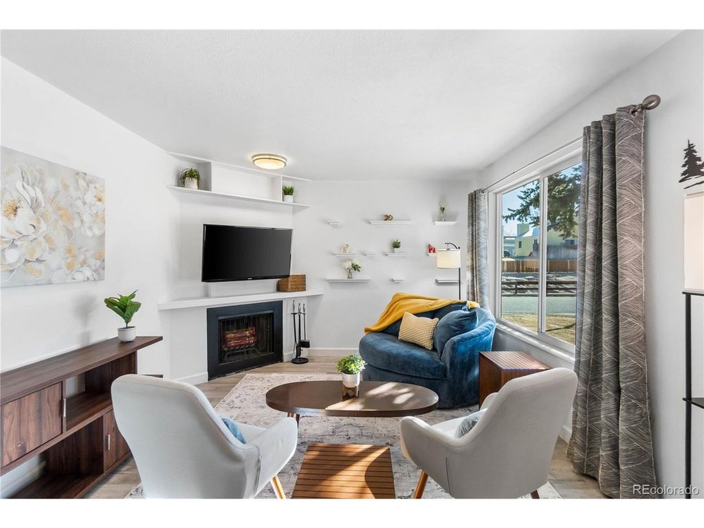 16482 E Radcliff Pl A, Aurora, CO 80015