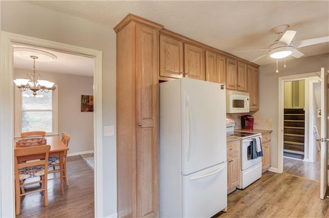 910 Timber Lake Drive, Cumming, GA 30041