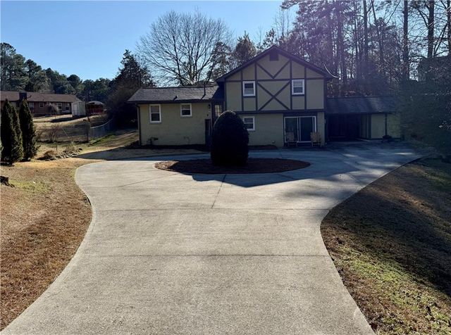910 Timber Lake Drive, Cumming, GA 30041