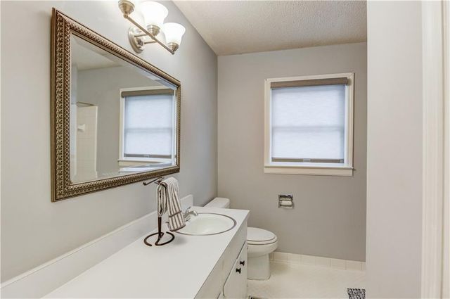 910 Timber Lake Drive, Cumming, GA 30041