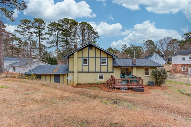 910 Timber Lake Drive, Cumming, GA 30041