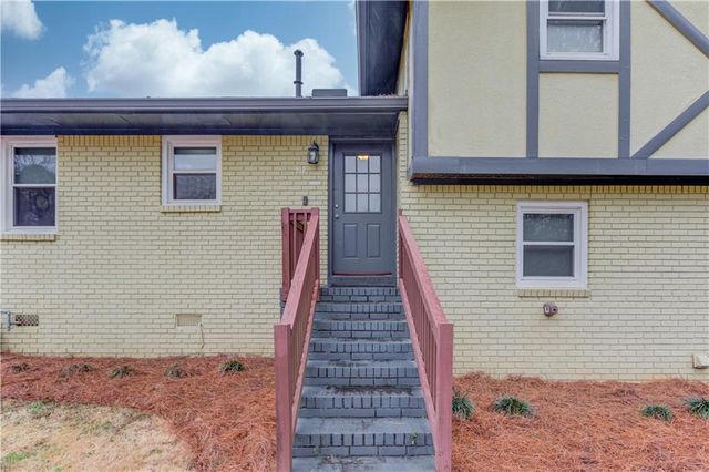 910 Timber Lake Drive, Cumming, GA 30041