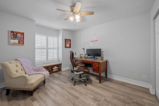 5649 Oakmont Village Circle, Lake Worth, FL 33463