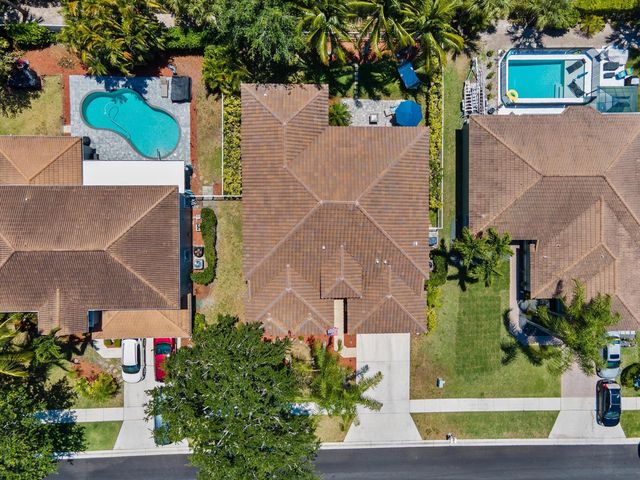5649 Oakmont Village Circle, Lake Worth, FL 33463