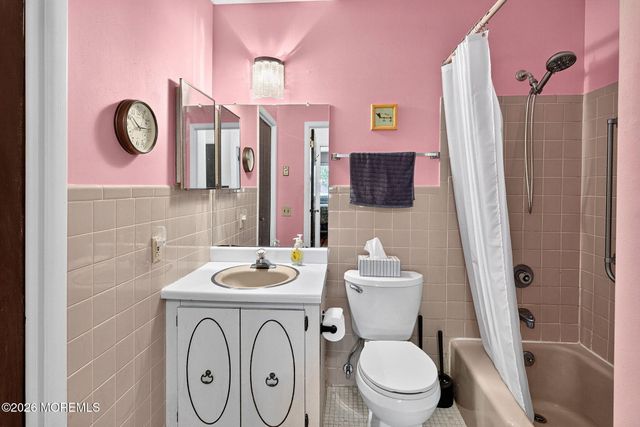 14 E Independence Parkway, Manchester, NJ 08759
