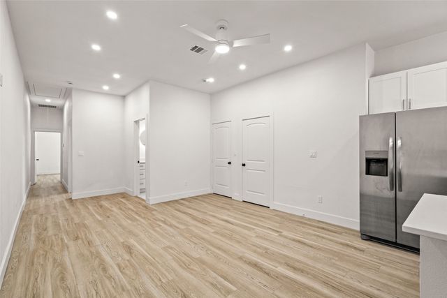 810 W 10th Street, Dallas, TX 75208