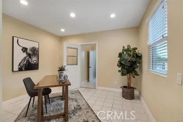 2913 Brighton Avenue, Los Angeles, CA 90018