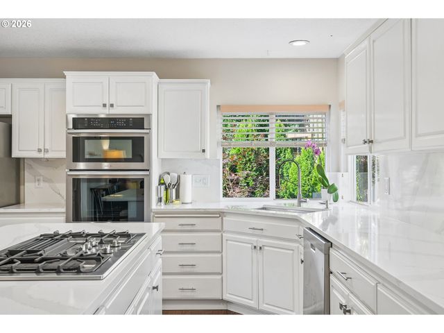15579 Sw 76TH Ave, Portland, OR 97224