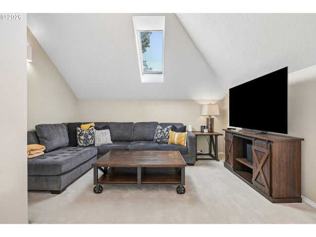15579 Sw 76TH Ave, Portland, OR 97224