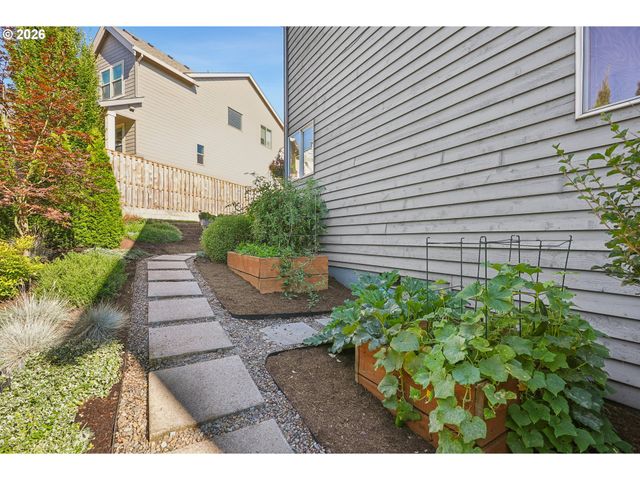 15579 Sw 76TH Ave, Portland, OR 97224