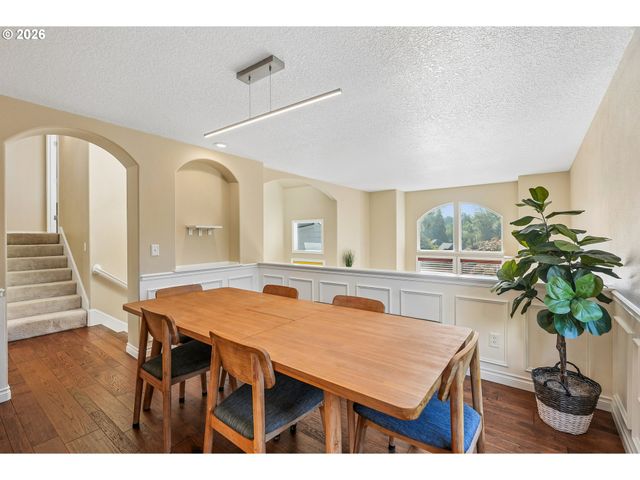 15579 Sw 76TH Ave, Portland, OR 97224