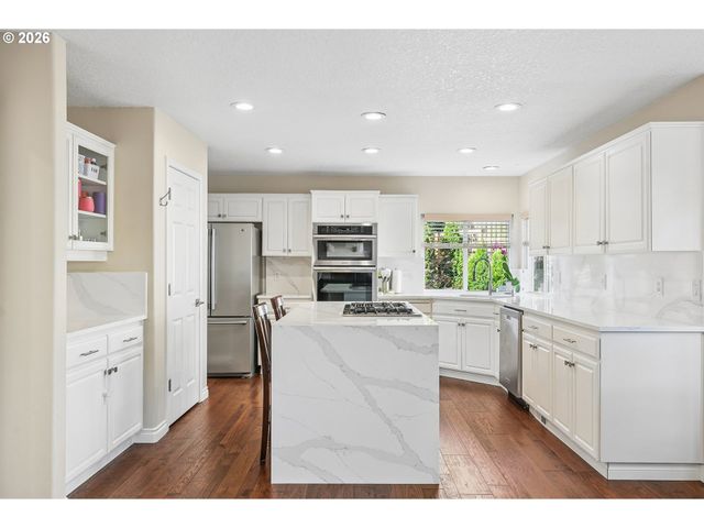 15579 Sw 76TH Ave, Portland, OR 97224