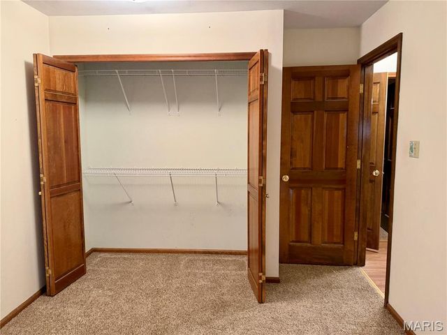 421 Lindy Boulevard, Ballwin, MO 63021