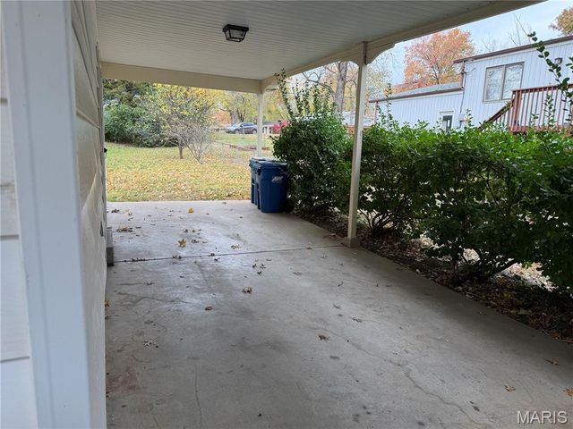 421 Lindy Boulevard, Ballwin, MO 63021