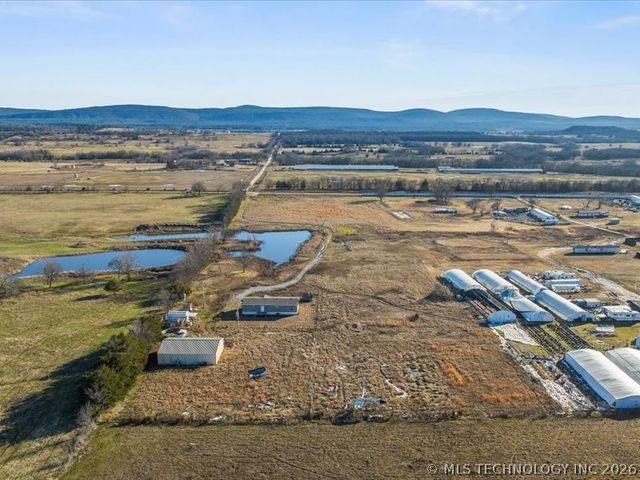 40180 E 1290 Road, Mccurtain, OK 74944