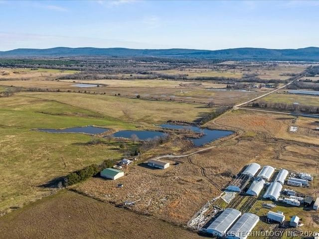 40180 E 1290 Road, Mccurtain, OK 74944