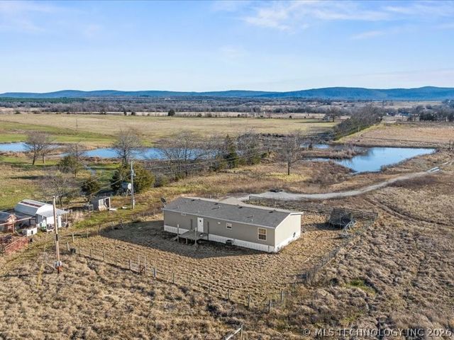 40180 E 1290 Road, Mccurtain, OK 74944