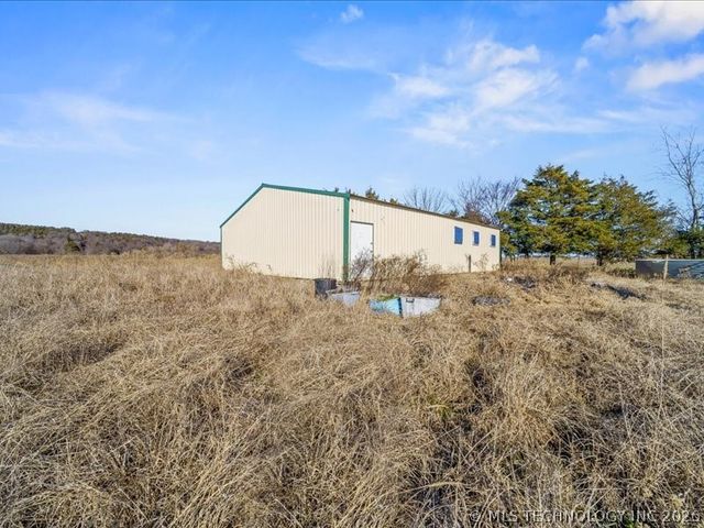 40180 E 1290 Road, Mccurtain, OK 74944