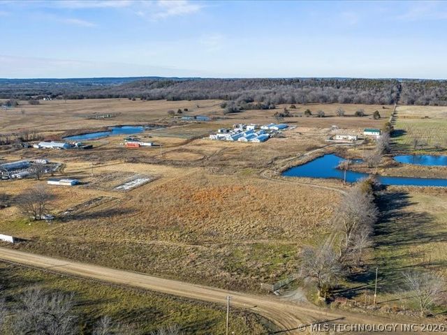 40180 E 1290 Road, Mccurtain, OK 74944
