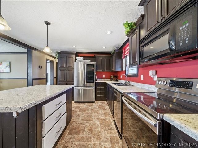 40180 E 1290 Road, Mccurtain, OK 74944