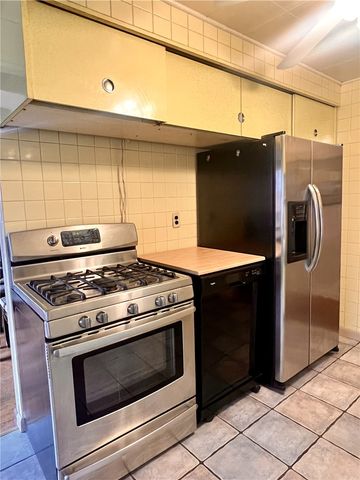 14150 Michael Dr, North Huntingdon, PA 15642