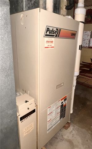 14150 Michael Dr, North Huntingdon, PA 15642