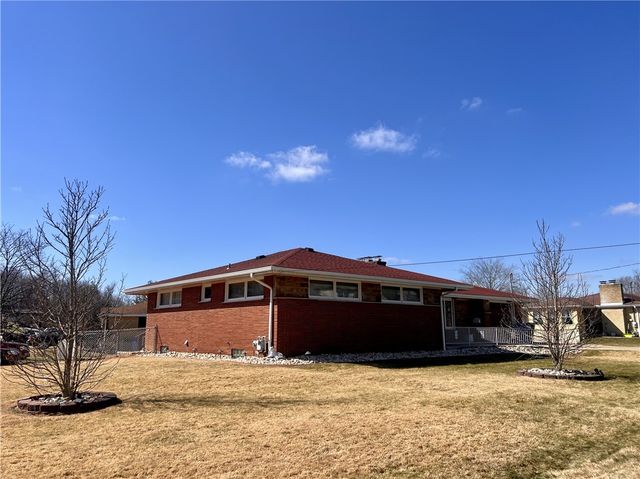 14150 Michael Dr, North Huntingdon, PA 15642