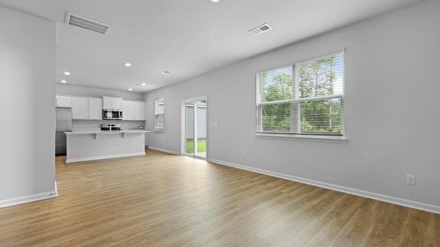 1064 Mulligan Drive, Manning, SC 29102