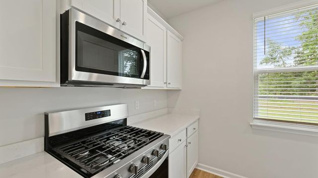 1064 Mulligan Drive, Manning, SC 29102