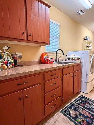 1329 Donovan Street, Gonzales, TX 78629