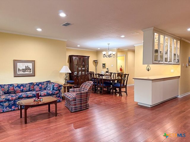 1329 Donovan Street, Gonzales, TX 78629