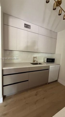13155 SW 7th Court 204E, Pembroke Pines, FL 33027