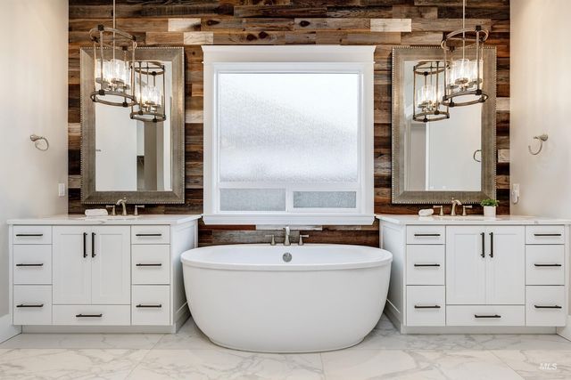 2288 N Fountainhead Way, Eagle, ID 83616