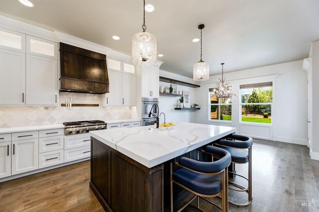 2288 N Fountainhead Way, Eagle, ID 83616