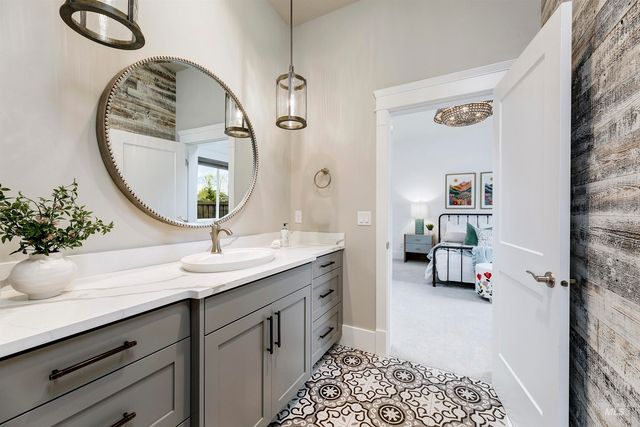 2288 N Fountainhead Way, Eagle, ID 83616