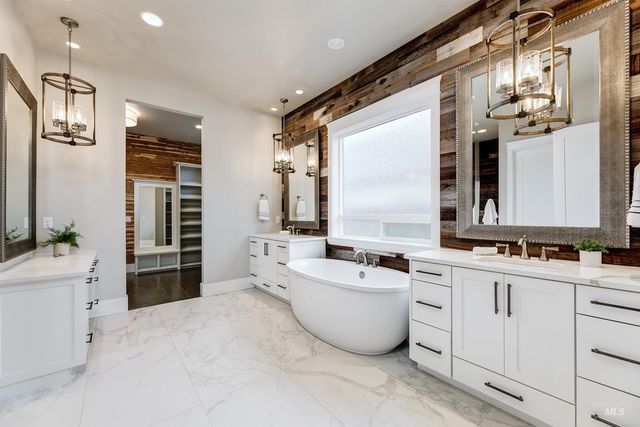 2288 N Fountainhead Way, Eagle, ID 83616