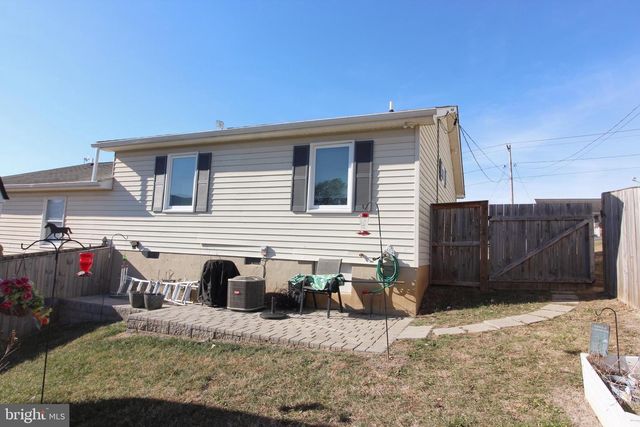 442 PLEASANT VIEW DR, Strasburg, VA 22657