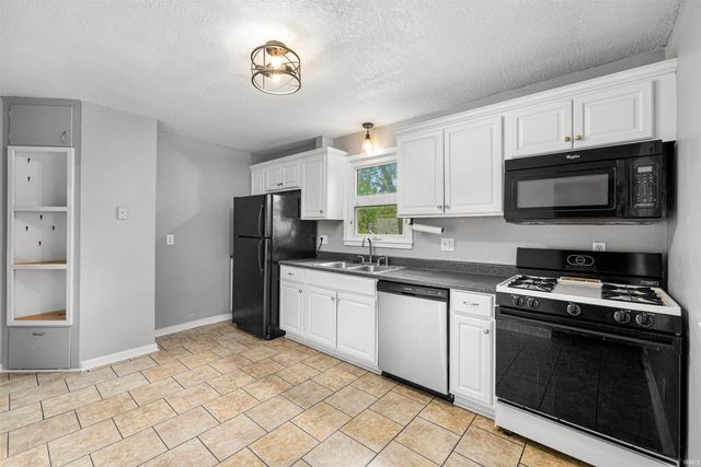 2520 Cortland Avenue, Fort Wayne, IN 46808